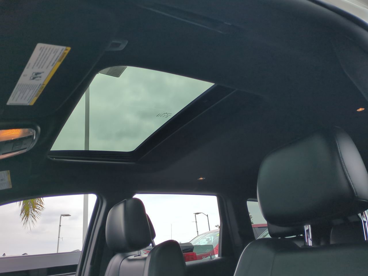 Used 2018 Jeep Grand Cherokee Altitude RWD image 19
