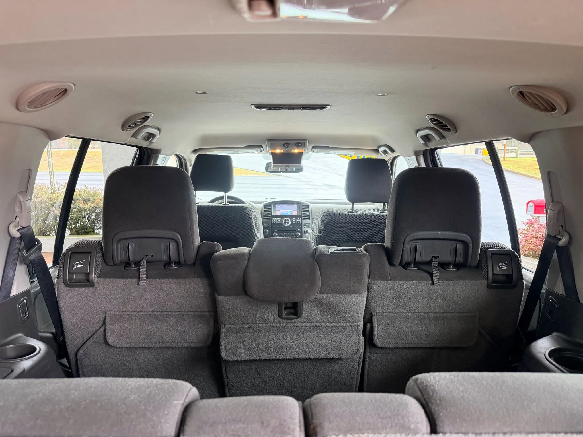 Used 2012 Nissan Pathfinder SV image 24