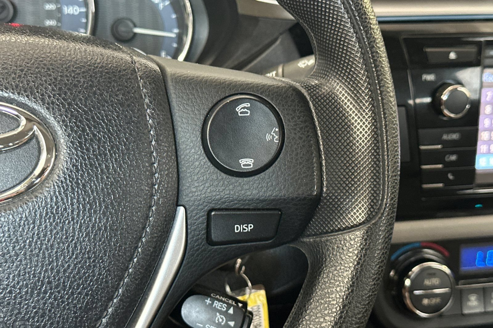 Used 2014 Toyota Corolla LE w/ Protection Package FWD image 27