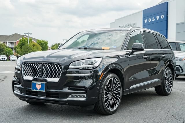 Used 2023 Lincoln Aviator Black Label w/ Dynamic Handling Package AWD/4WD image 3