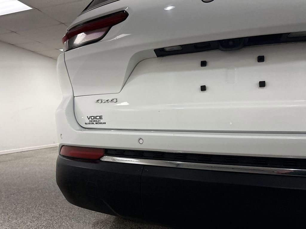 Used 2023 Jeep Grand Cherokee L Limited w/ Luxury Tech Group II image 33