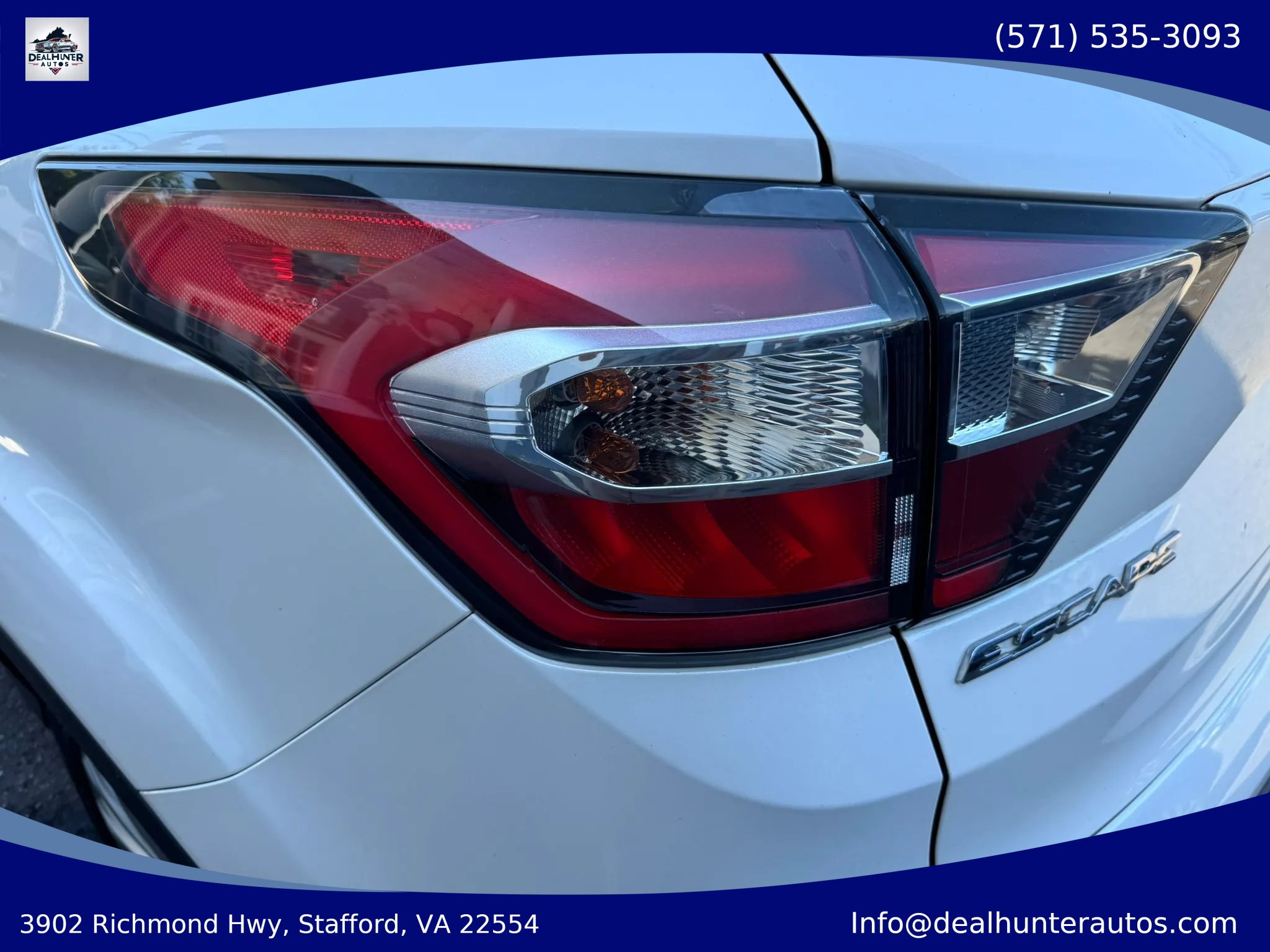 Used 2017 Ford Escape Titanium AWD/4WD image 10