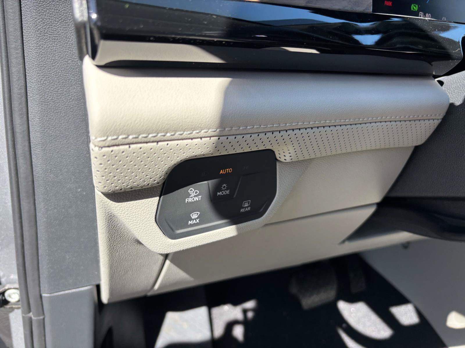 New 2026 Volkswagen Atlas SE AWD/4WD image 14