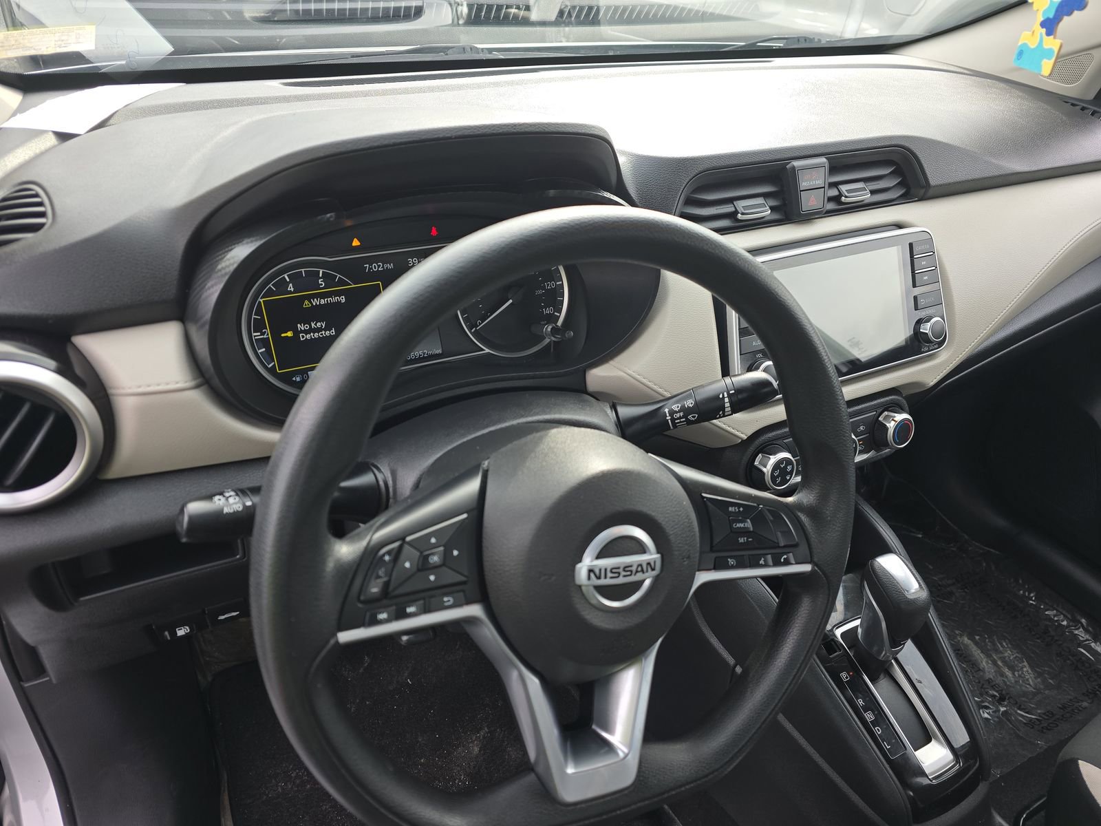 Used 2021 Nissan Versa SV image 16