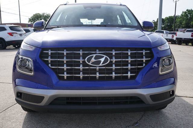 Used 2025 Hyundai Venue SEL FWD image 5