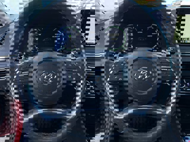 Used 2023 Hyundai Sonata Limited image 16