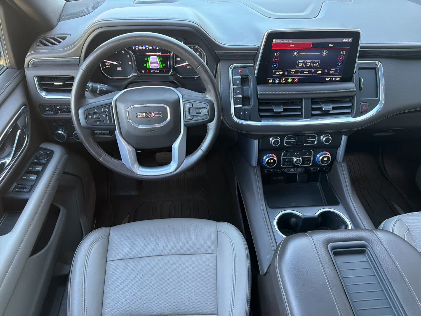 Used 2021 GMC Yukon SLT w/ SLT Luxury Plus Package AWD/4WD image 14