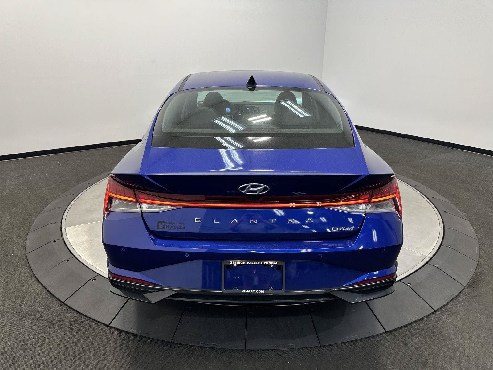 Certified 2023 Hyundai Elantra Limited FWD image 6