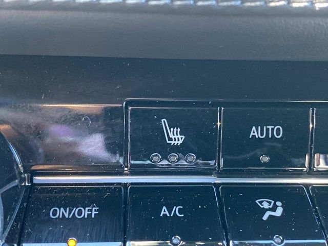 Used 2025 Chevrolet Equinox LT w/ Convenience Package II FWD image 28