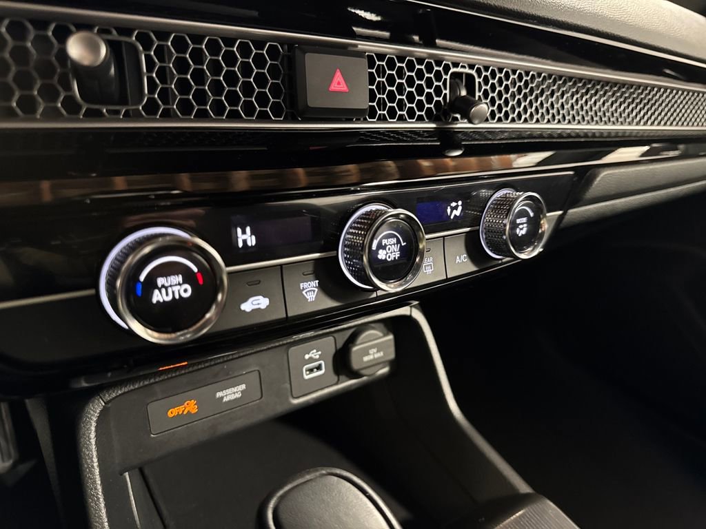 Used 2023 Honda Civic Sport image 18