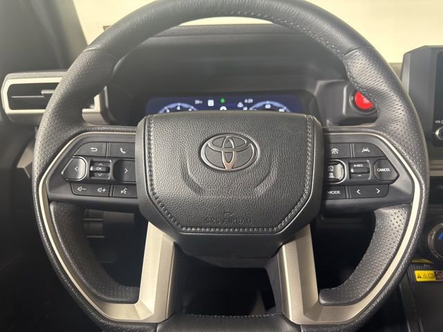 Used 2025 Toyota 4Runner TRD Off-Road image 19