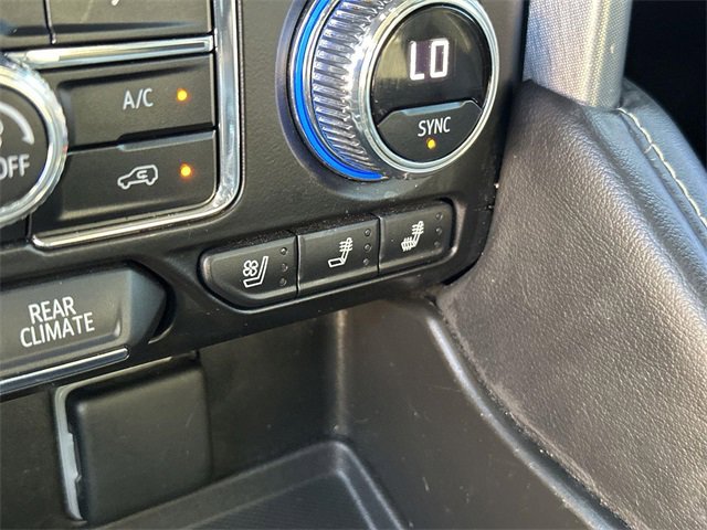 Used 2024 GMC Yukon SLT image 37