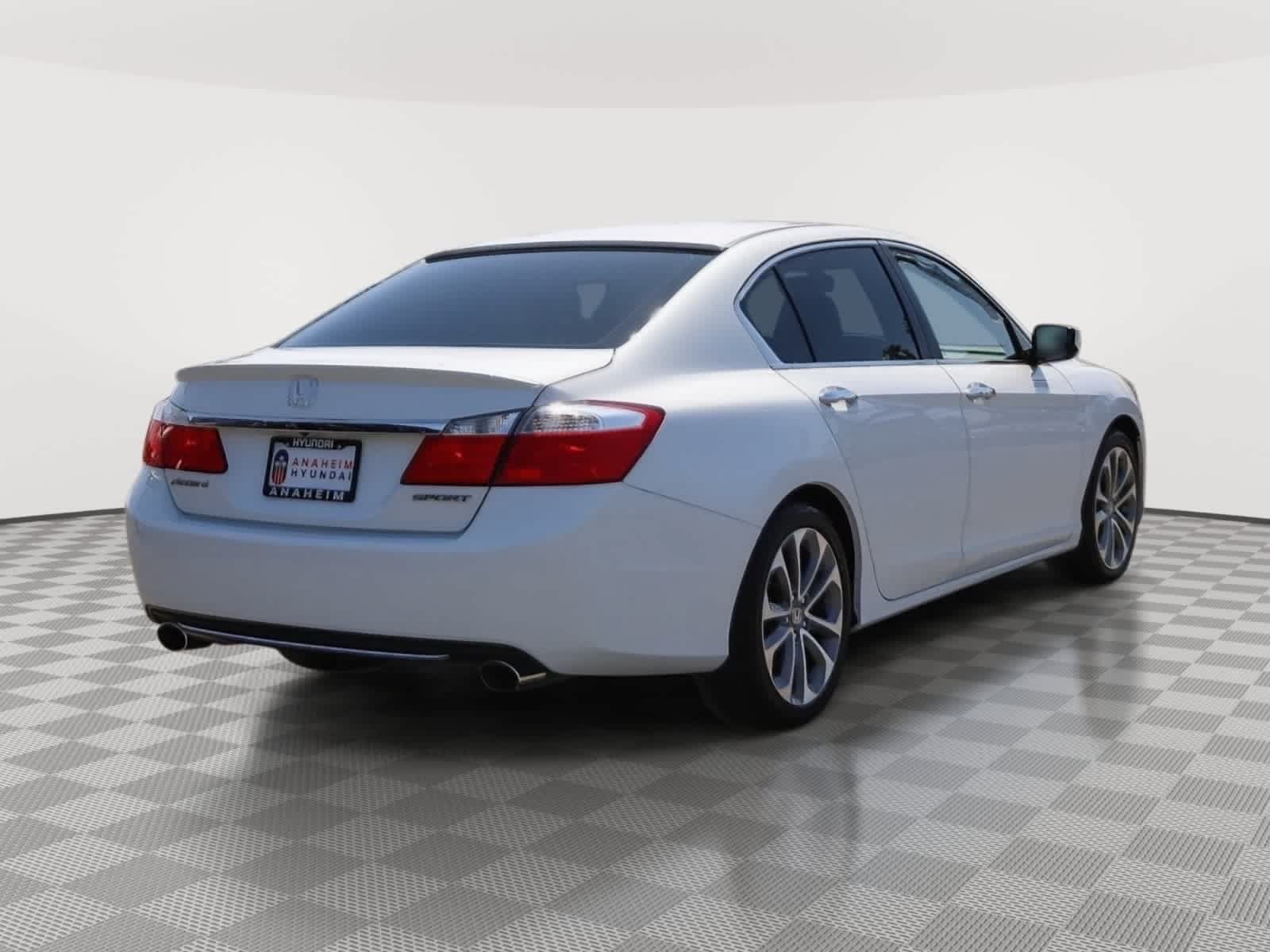 Used 2013 Honda Accord Sport image 7