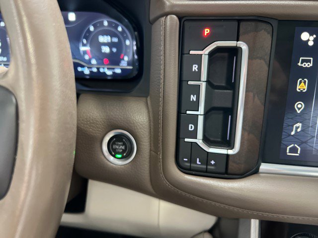 Used 2022 GMC Yukon Denali w/ Denali Premium Package image 27