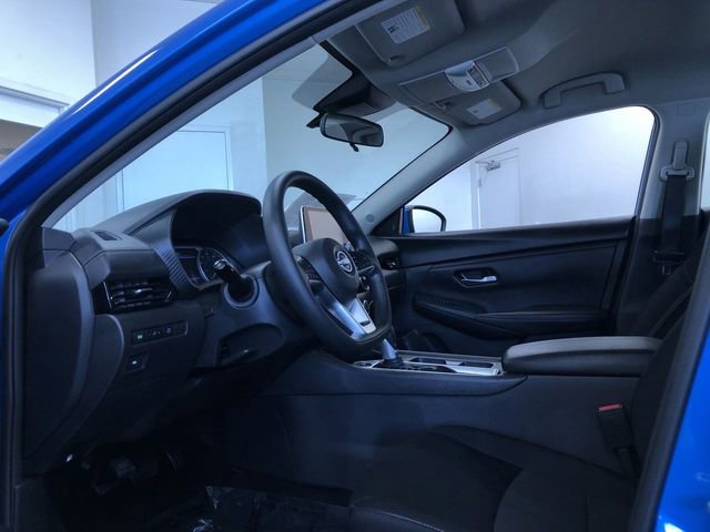 Used 2025 Nissan Sentra SV FWD image 11