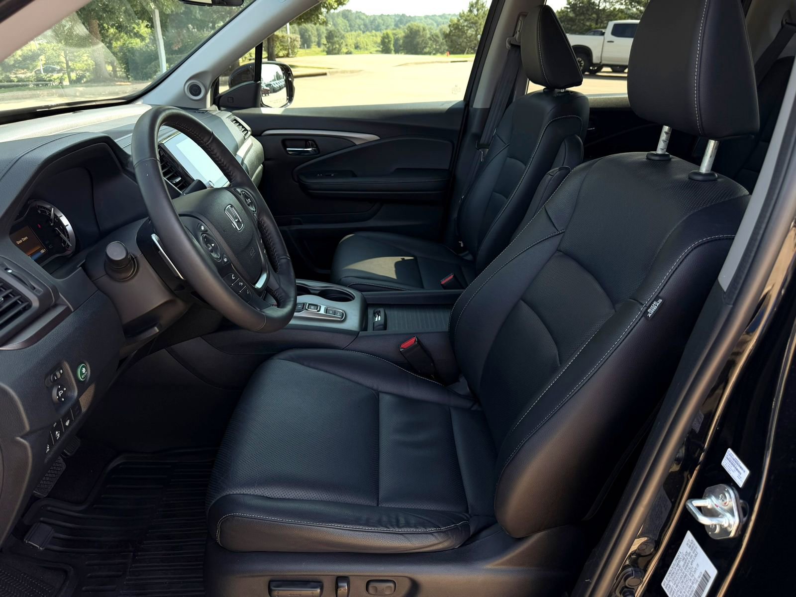 Used 2023 Honda Ridgeline RTL-E image 11