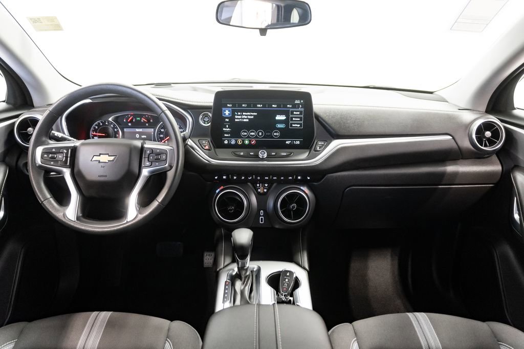Used 2025 Chevrolet Blazer LT image 23