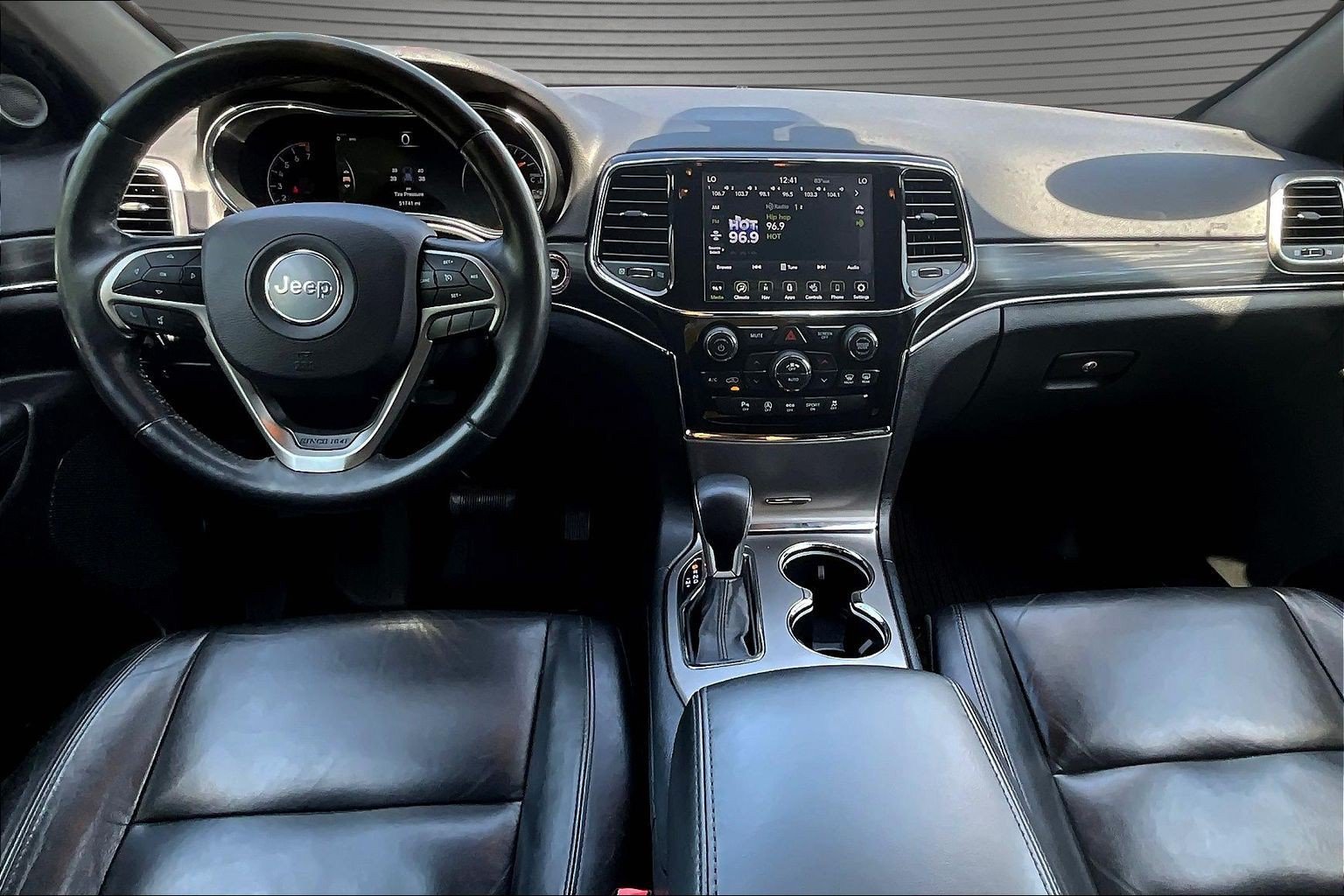 Used 2020 Jeep Grand Cherokee Limited AWD/4WD image 7