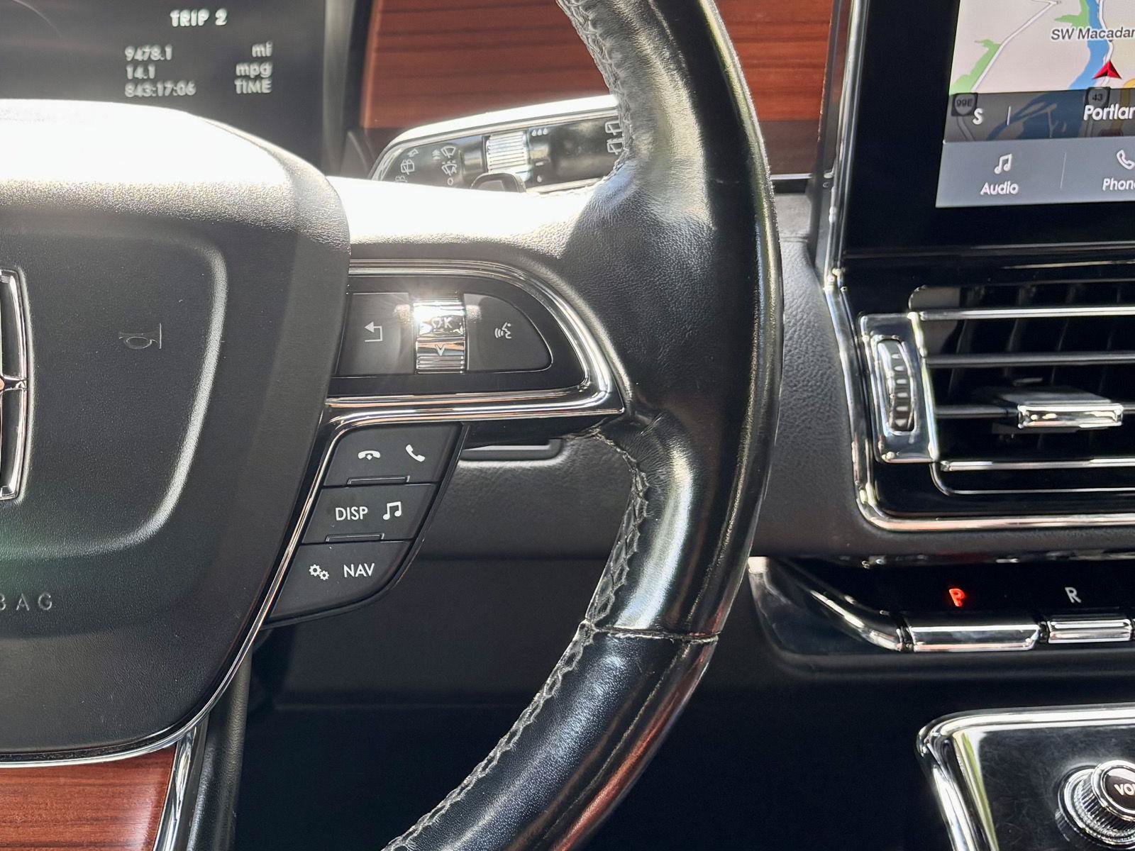 Used 2021 Lincoln Navigator Reserve AWD/4WD image 28