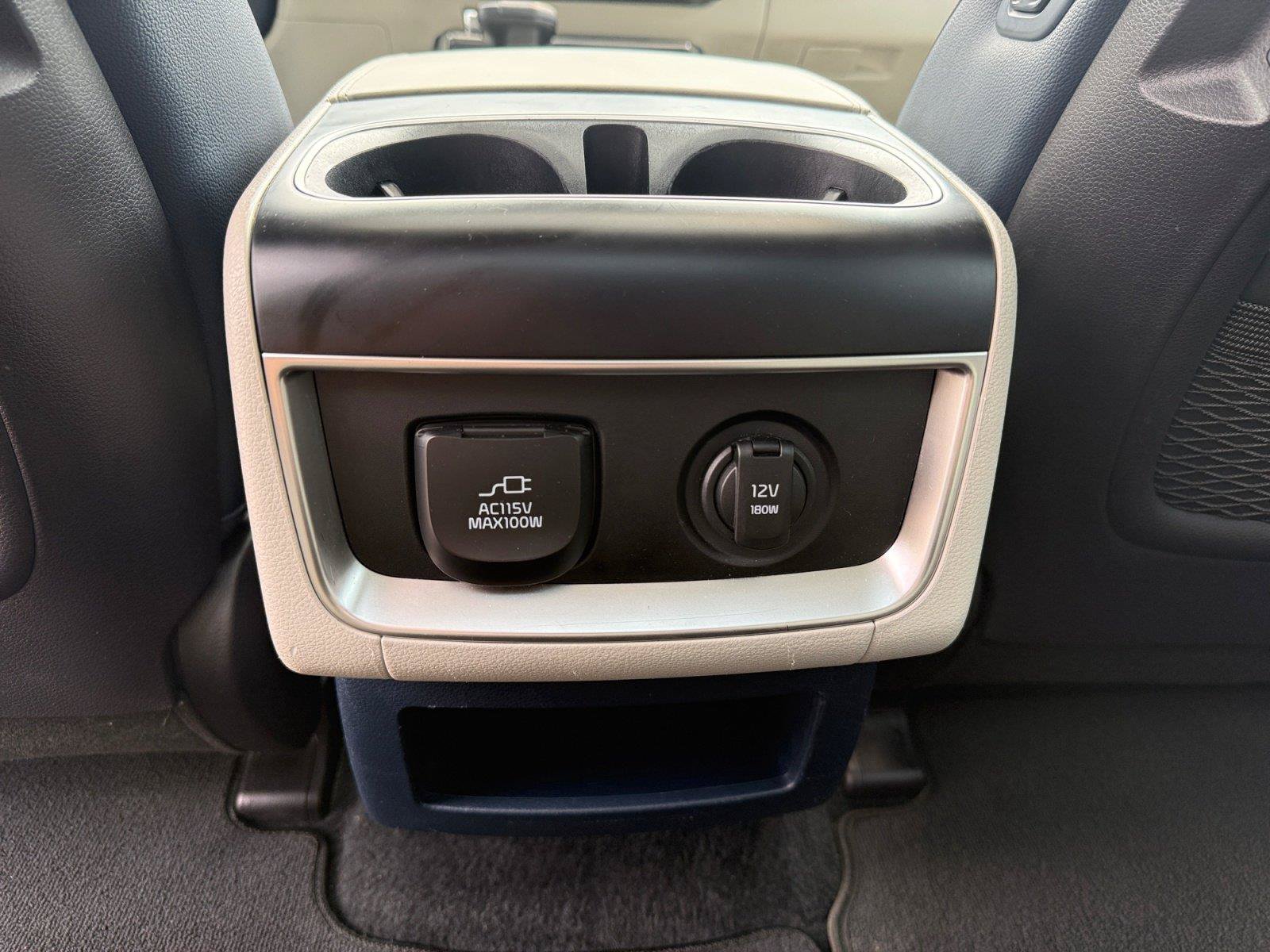 Used 2025 Kia Carnival SX Prestige FWD image 23