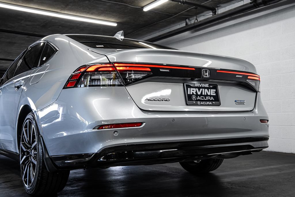 Used 2024 Honda Accord Touring image 16