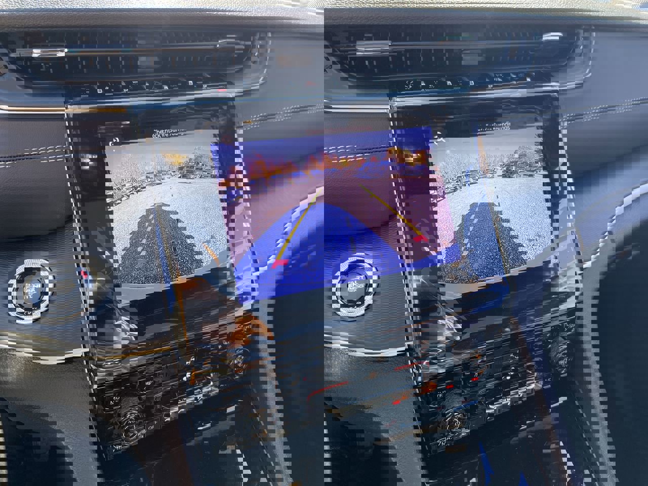 New 2025 Jeep Grand Cherokee Altitude image 17