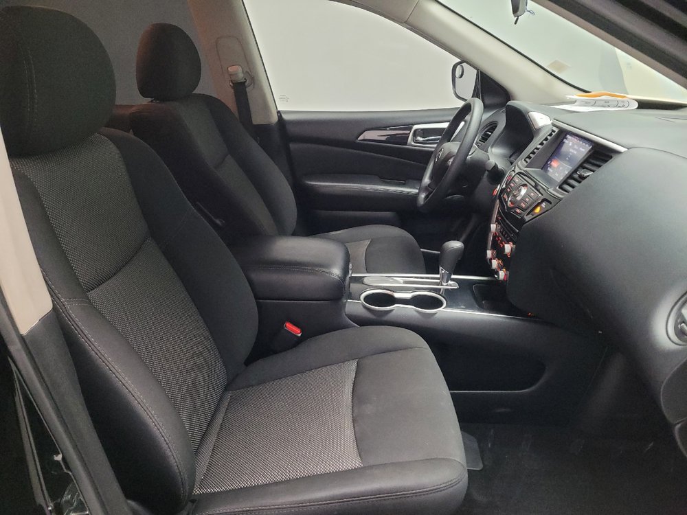 Used 2020 Nissan Pathfinder S FWD image 21