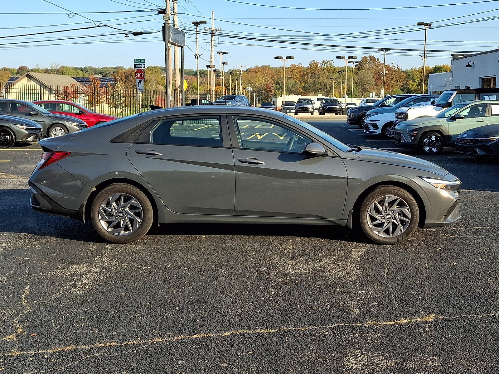 Certified 2024 Hyundai Elantra SEL FWD image 7