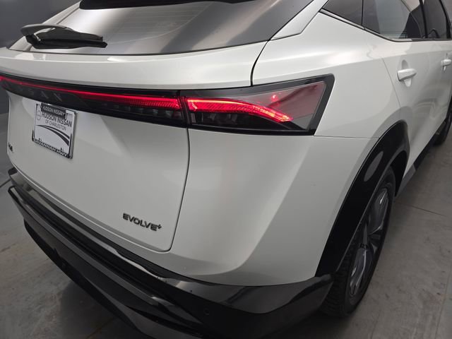 Used 2023 Nissan Ariya FWD image 19