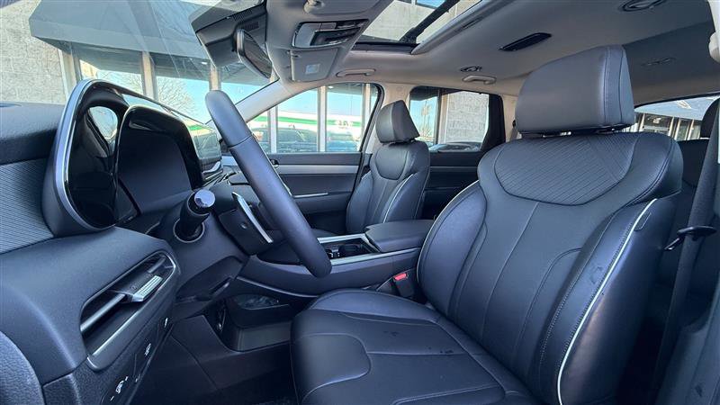 Used 2025 Hyundai Palisade XRT image 16