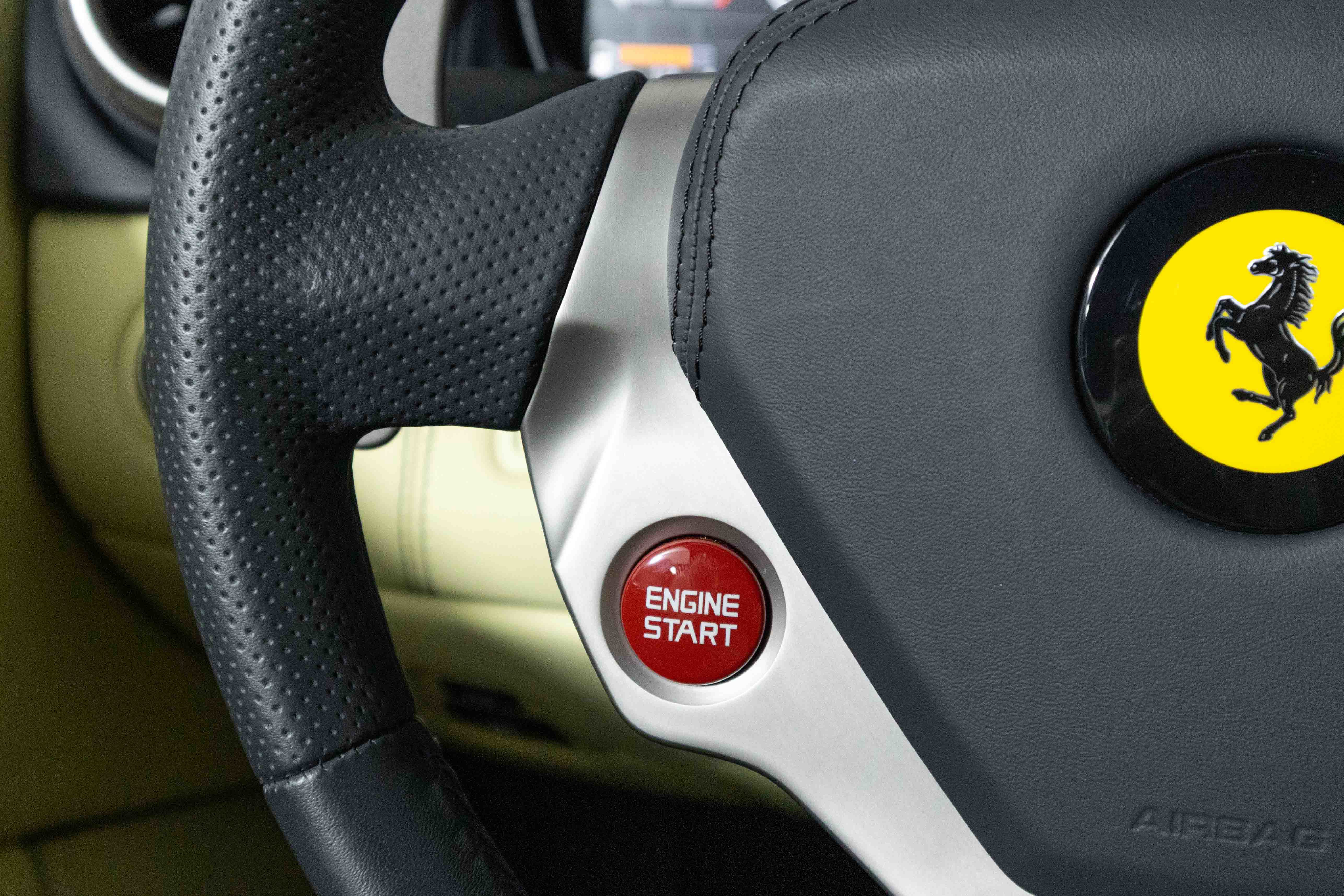 Used 2010 Ferrari California image 27