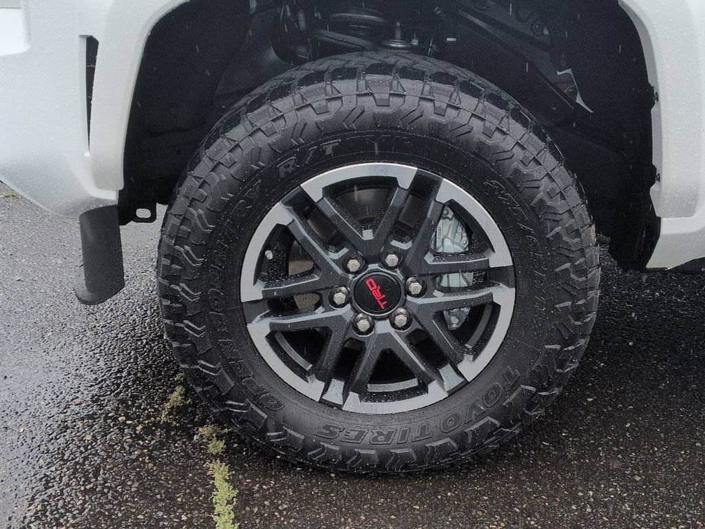 Used 2024 Toyota Tacoma TRD Sport w/ TRD Sport Upgrade Package AWD/4WD image 31