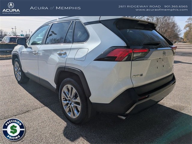 Used 2021 Toyota RAV4 Limited image 3