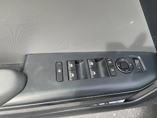 Used 2025 Kia K4 FWD image 15