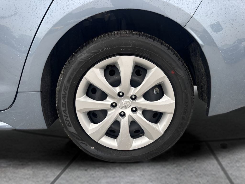Used 2026 Toyota Corolla LE FWD image 30