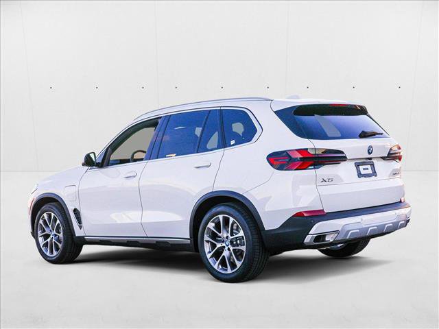 Used 2025 BMW X5 xDrive50e w/ Parking Assistance Package image 7