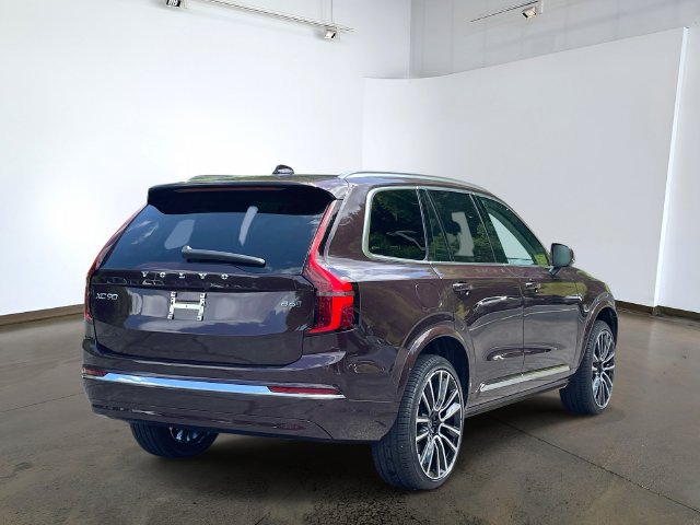 New 2026 Volvo XC90 B6 Plus w/ Protection Package AWD/4WD image 4