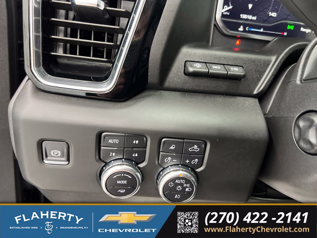Used 2025 GMC Sierra 1500 Denali w/ Denali Reserve Package AWD/4WD image 23