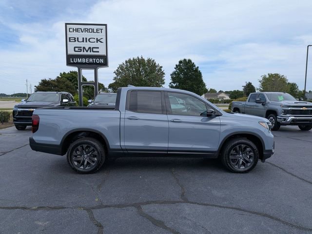Used 2025 Honda Ridgeline Sport image 2