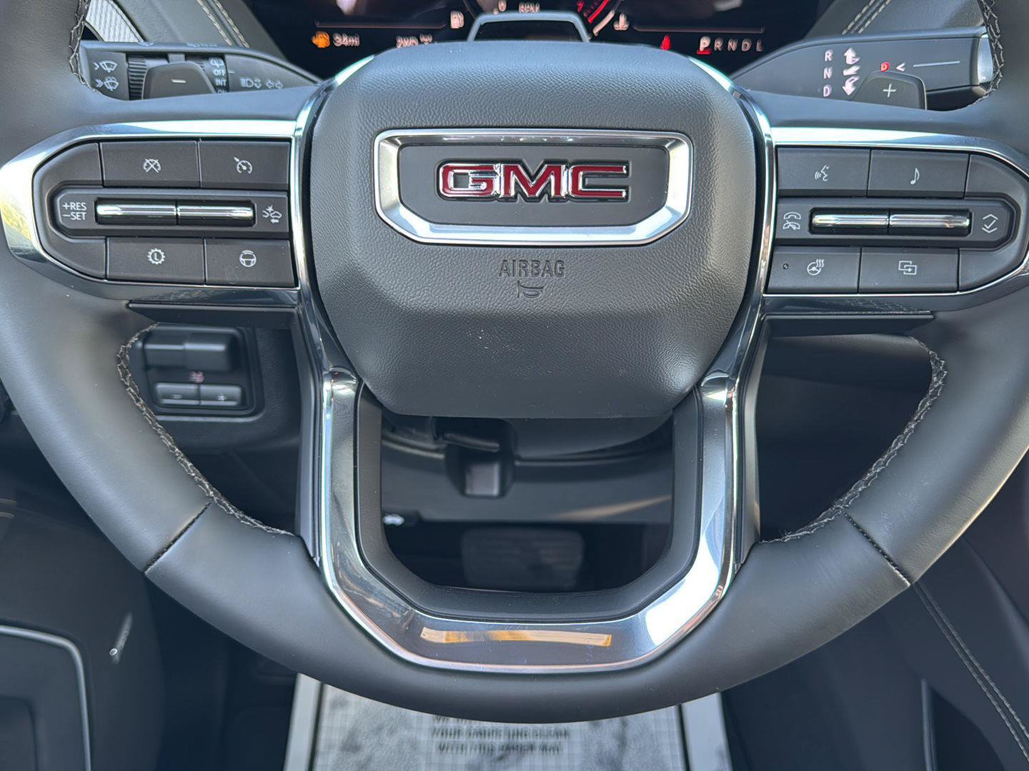 New 2026 GMC Yukon XL Elevation w/ Elevation Premium Package AWD/4WD image 14