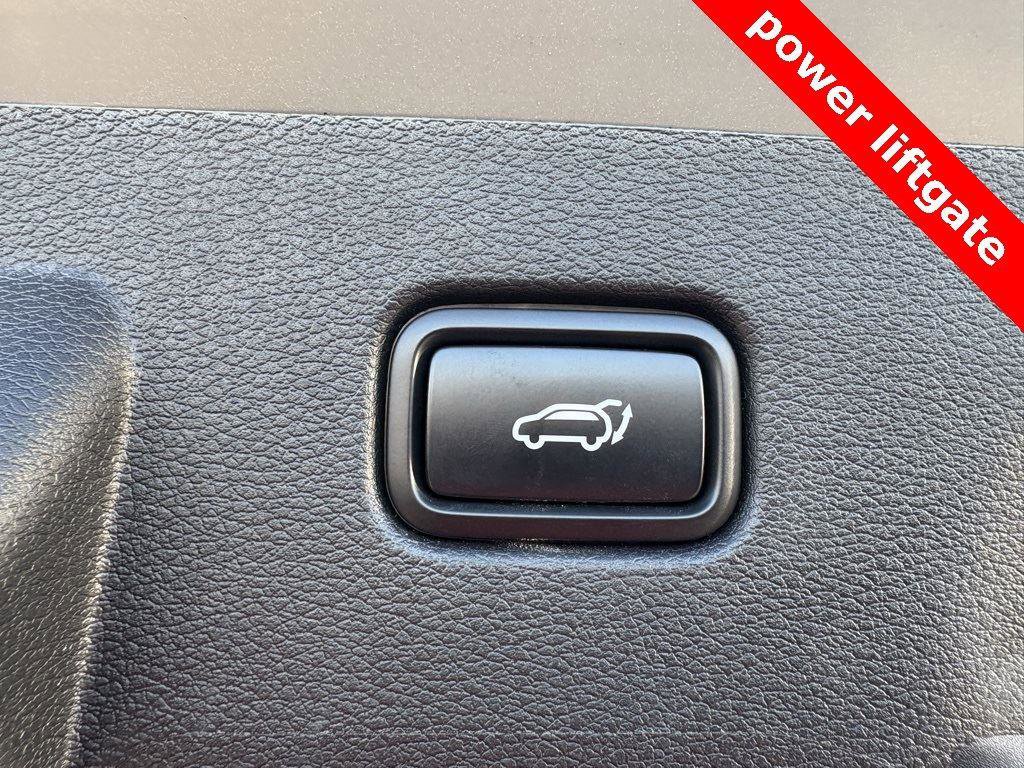 Used 2024 Kia Sportage SX image 9