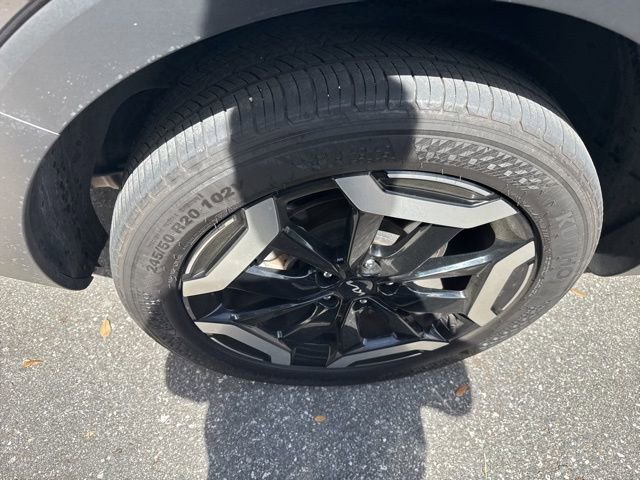 Used 2025 Kia Telluride S image 10