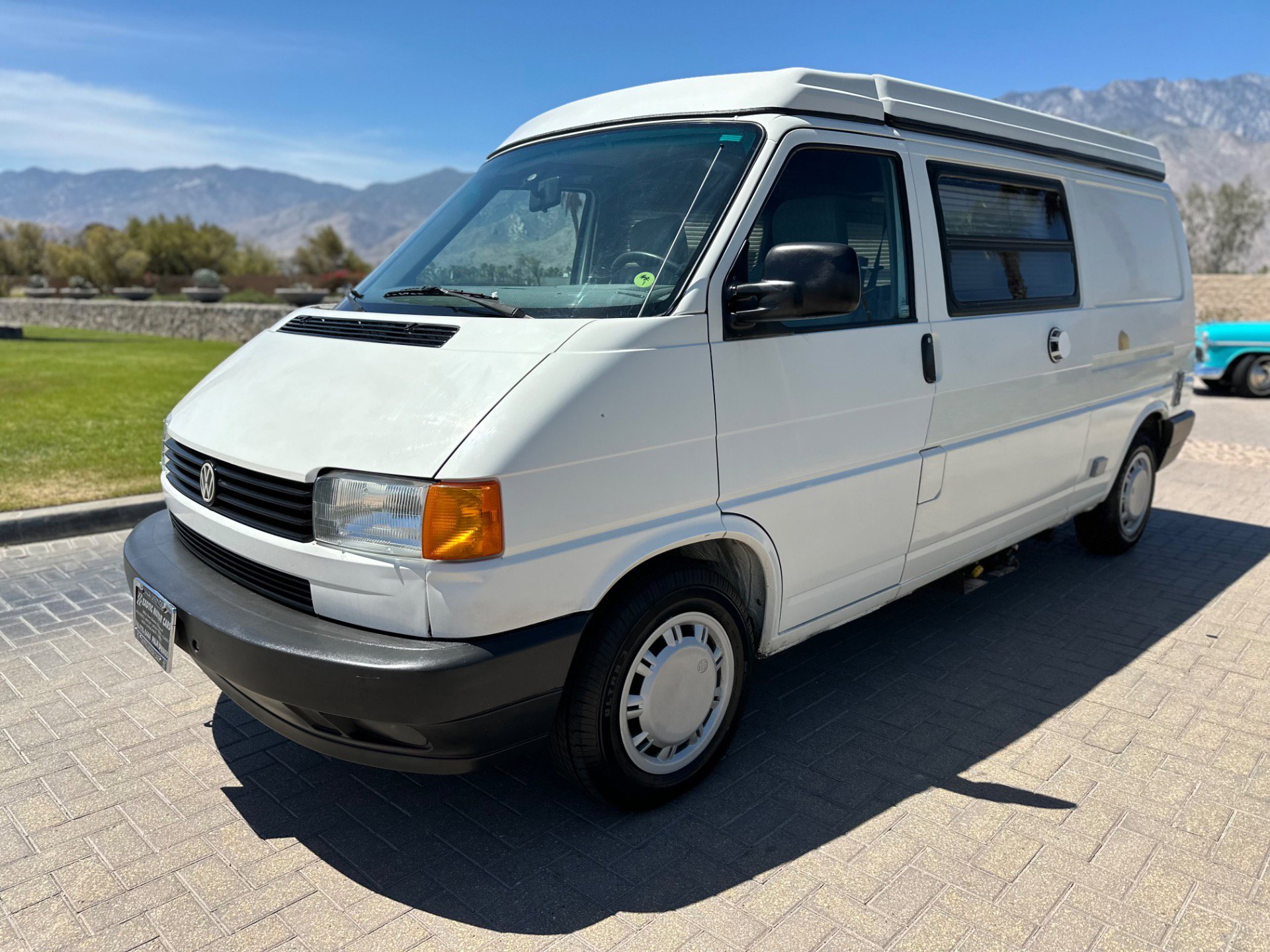 Used 1995 Volkswagen Eurovan Camper FWD image 3