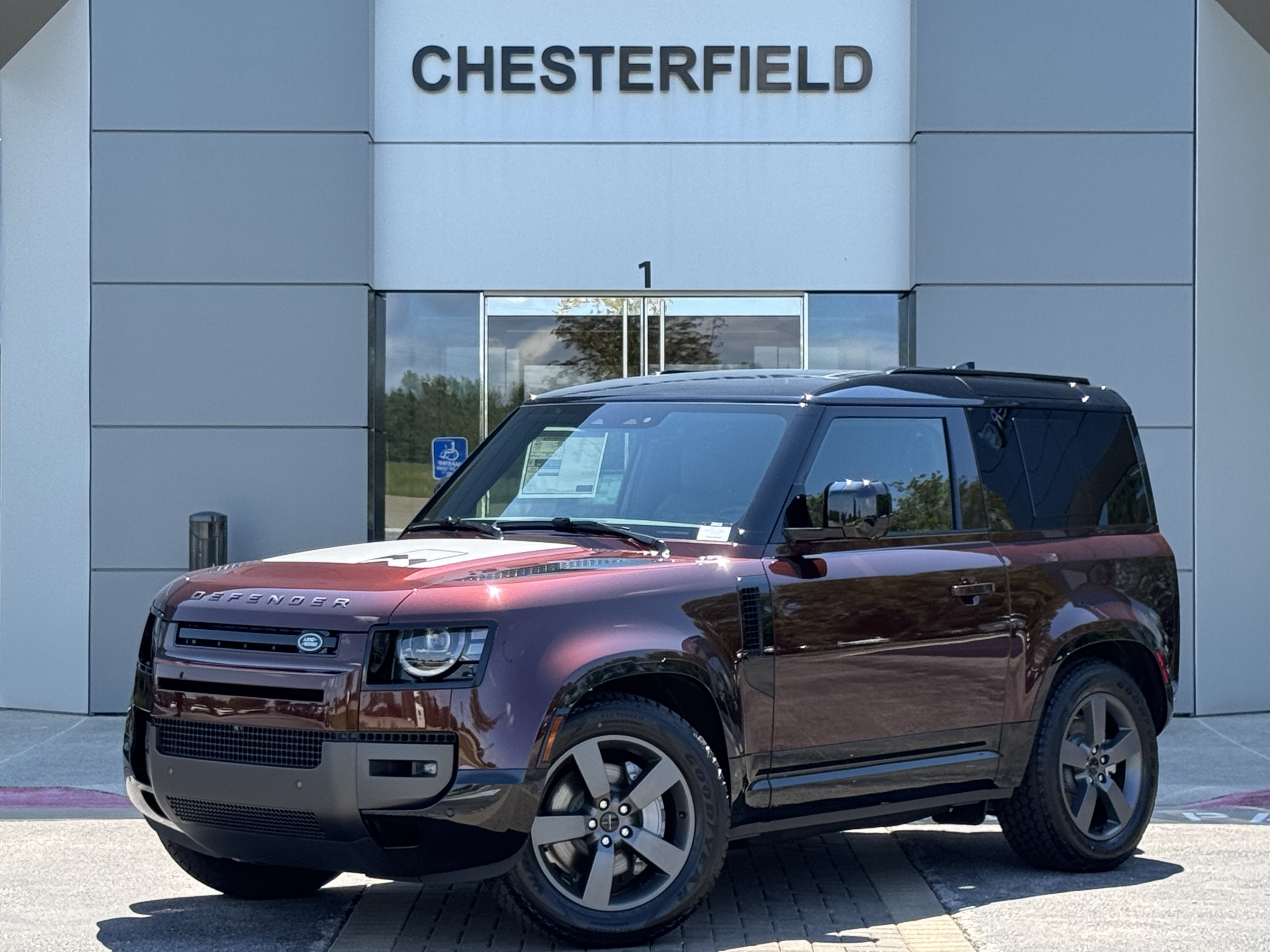 New 2026 Land Rover Defender 90 X-Dynamic SE