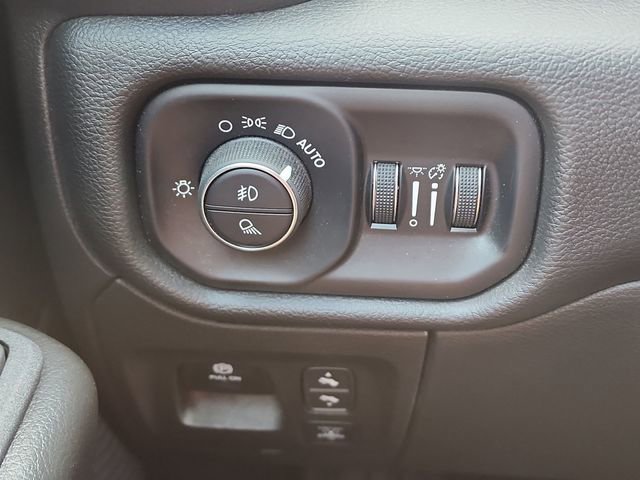 Used 2025 RAM 1500 Big Horn image 18