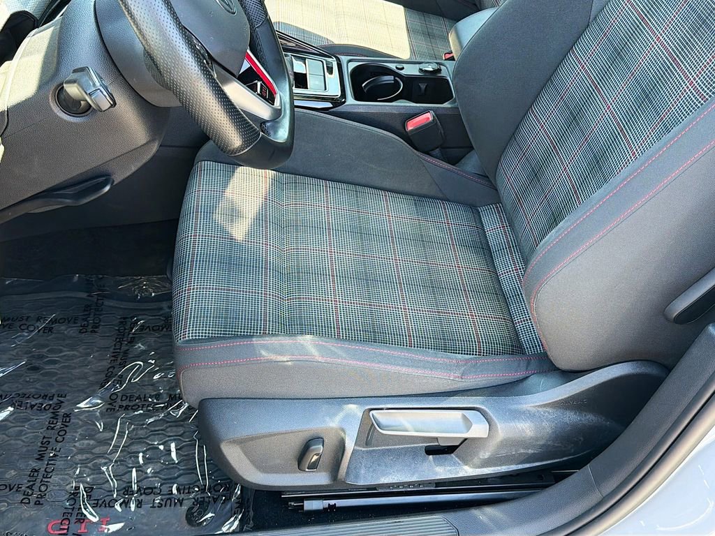 Used 2023 Volkswagen GTI SE FWD image 20