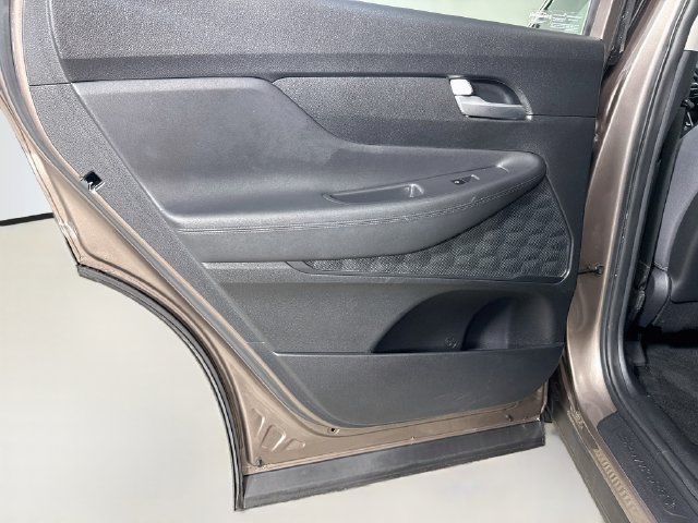 Used 2020 Hyundai Santa Fe SEL w/ Cargo Package FWD image 25