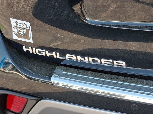 Used 2022 Toyota Highlander Platinum AWD/4WD image 34