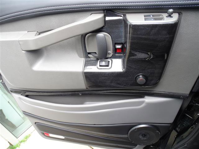 New 2024 Chevrolet Express 2500 Extended w/ Driver Convenience Package image 17