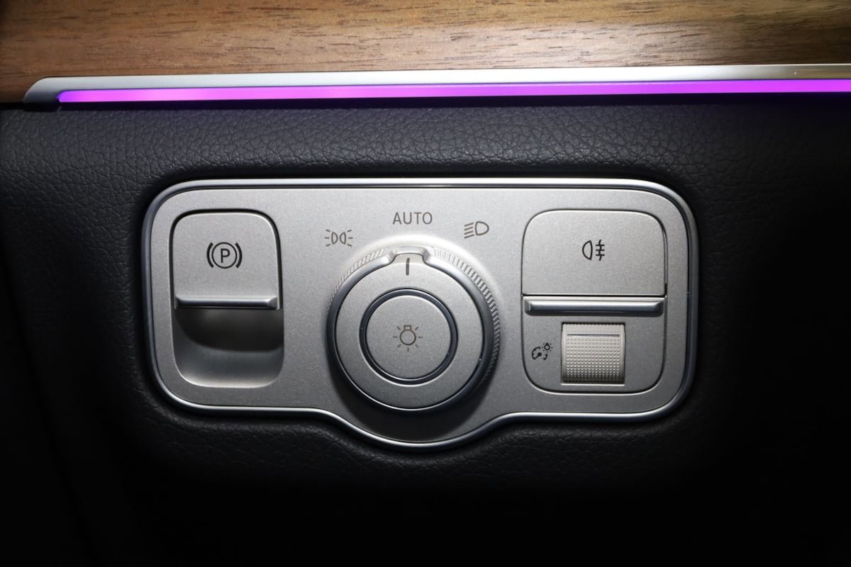 Used 2025 Mercedes-Benz GLS 450 4MATIC image 35